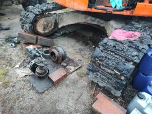 Naprawa reduktora obrotu (1)