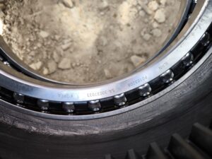 naprawa reduktorów jazdy, naprawa gąsienic jdn serwis maszyn budowlanych (1)