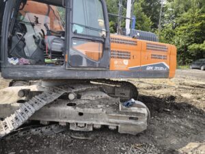 naprawa reduktorów jazdy, naprawa gąsienic jdn serwis maszyn budowlanych (9)