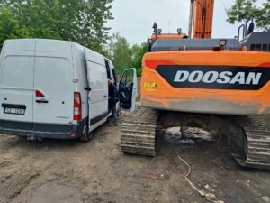 wymiana pompy hydraulicznej (10)